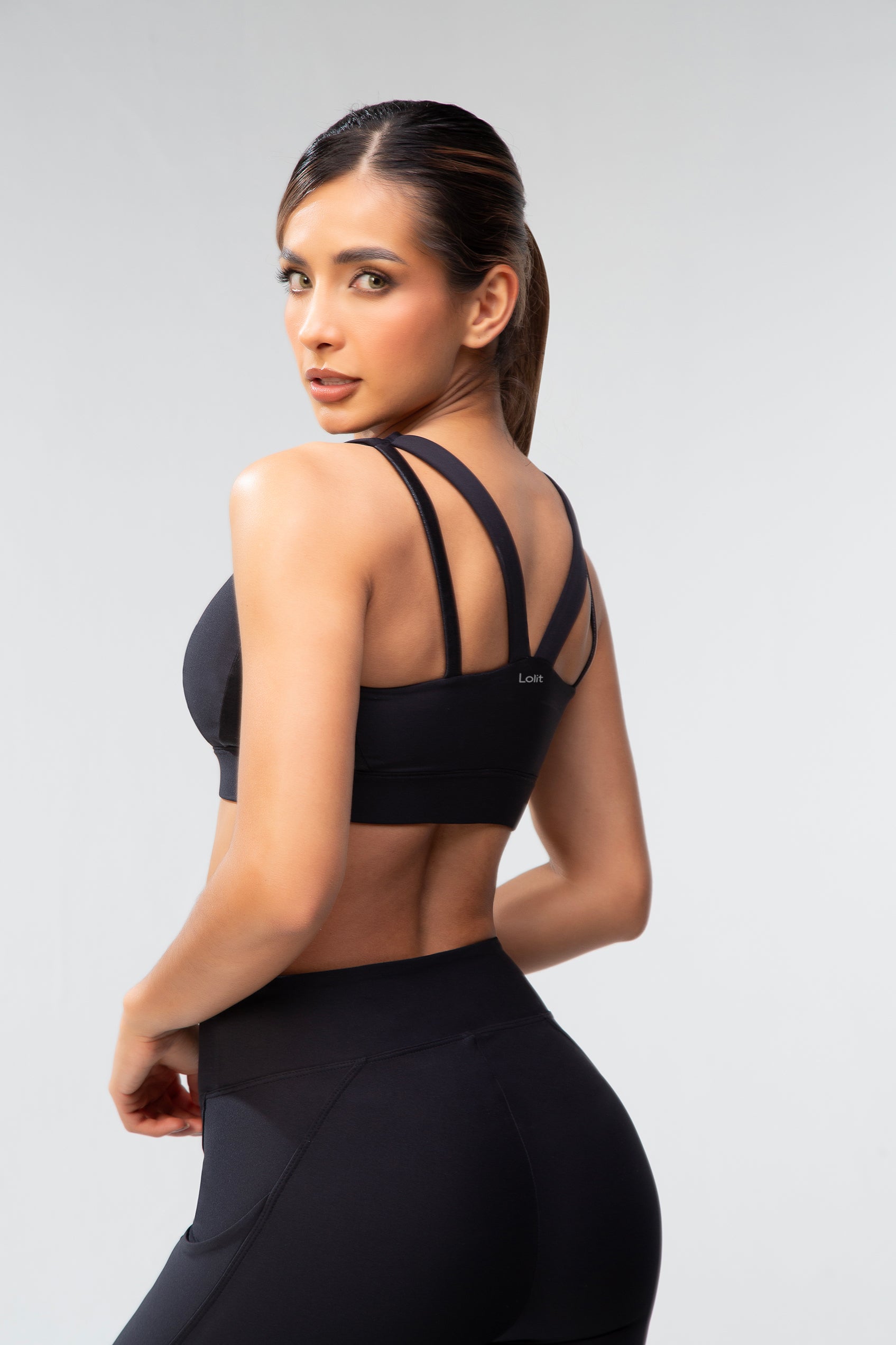 V Neck Strappy Bra - Black